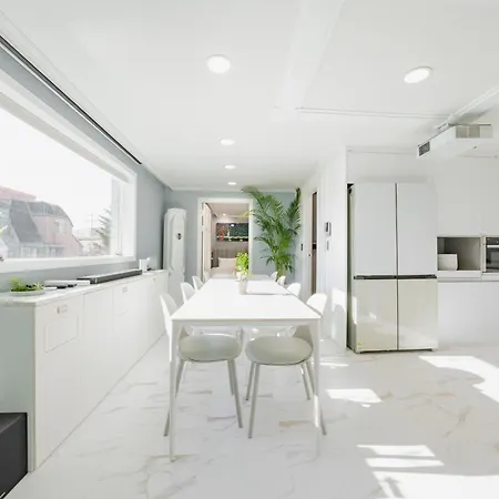 Htb Tailored Service Home & Garden Near Seoul Stn